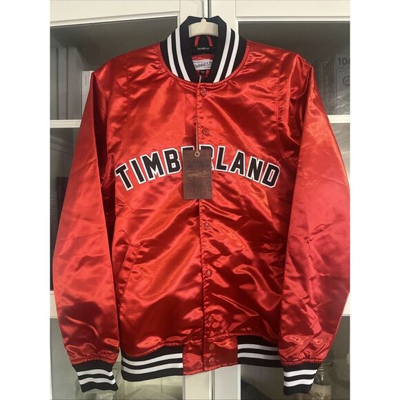 Timberland‎ x Mitchell & Ness Satin Red Bomber Jacket NEW SIZE SMALL - Picture 1 of 9